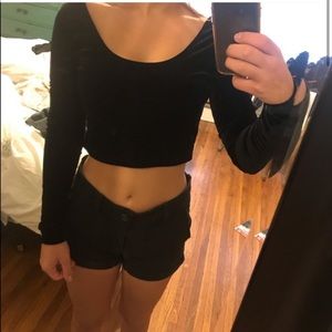 Black Long Sleeve Crop Top